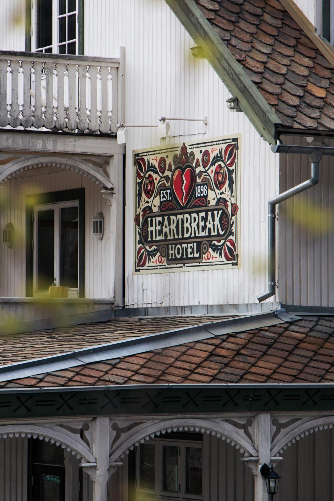 Heartbreak Hotel Nedre Heidal Exterior photo